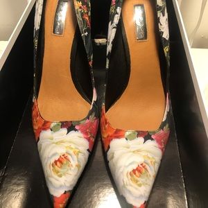 Halogen Black Floral Heels